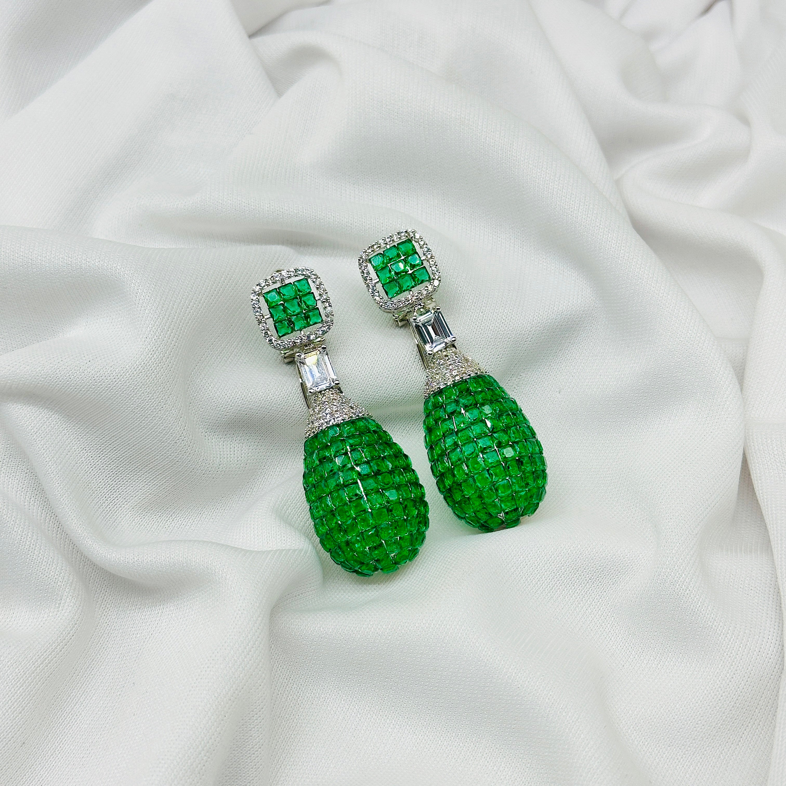 "Graceful green & Silver Stud Earrings – Subtle Sophistication"