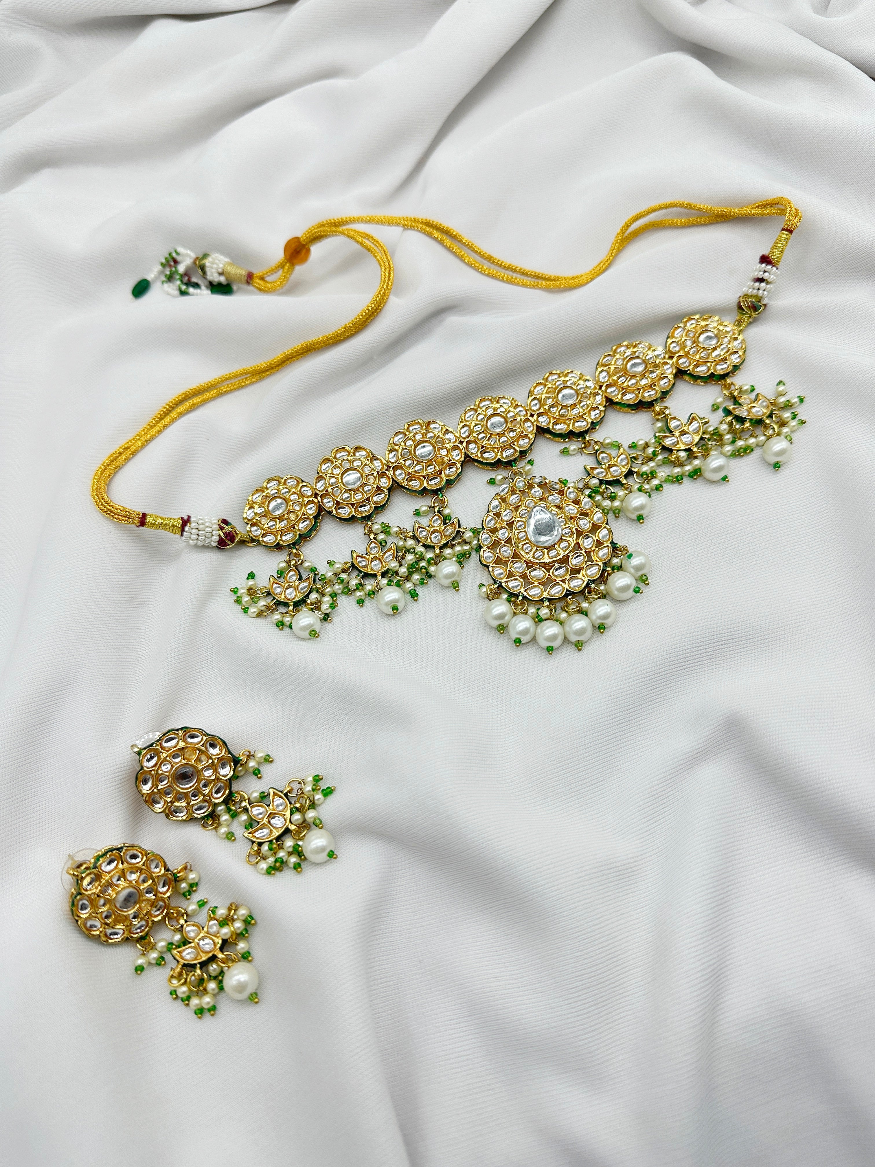 KAVIPUSHP DEMIFINE FESTIVE CHOKER 016