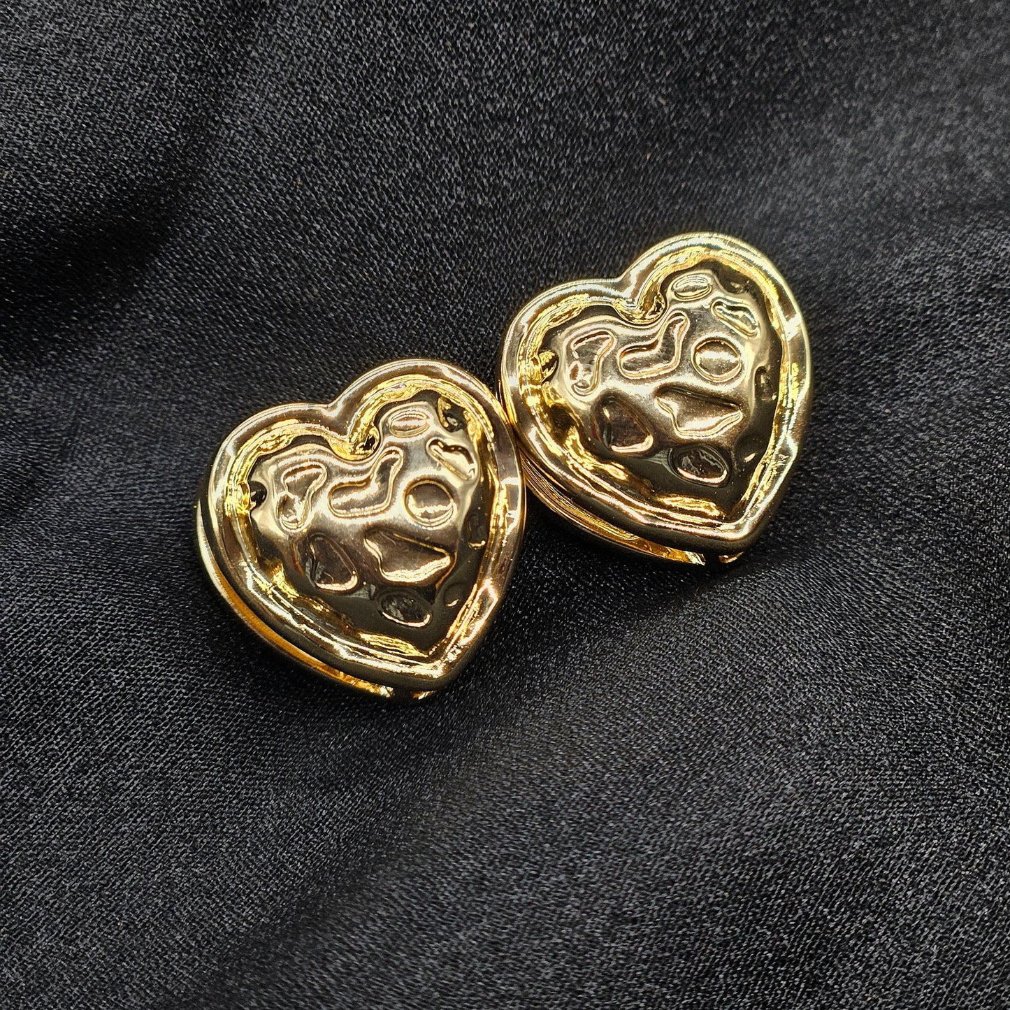 Heart solid gold earring / Antique Earring