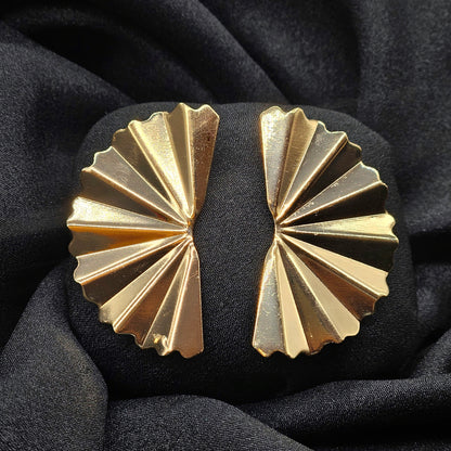 frill to party wear stud/Antique Earring