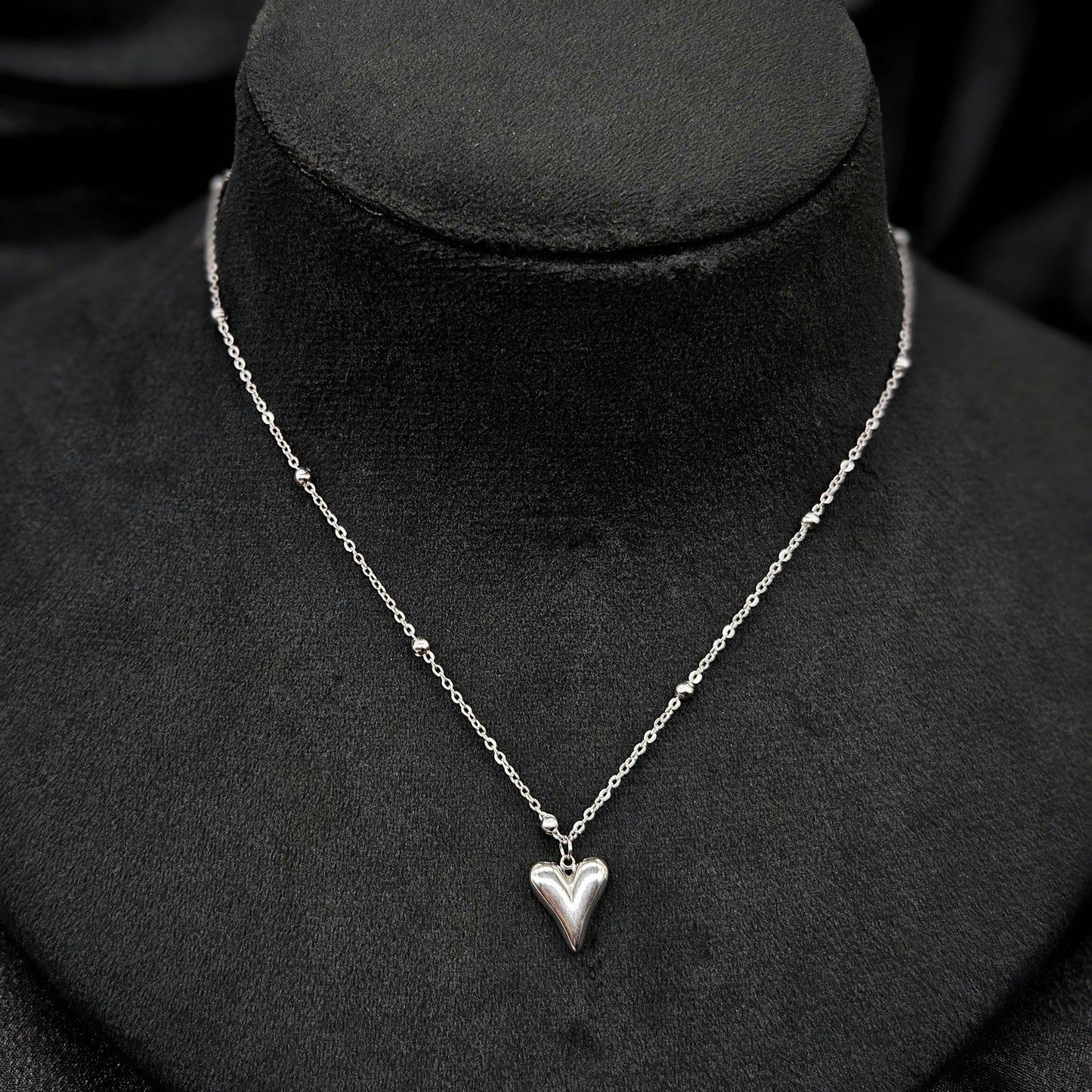 love shape with sterling chain Western Pendant Set