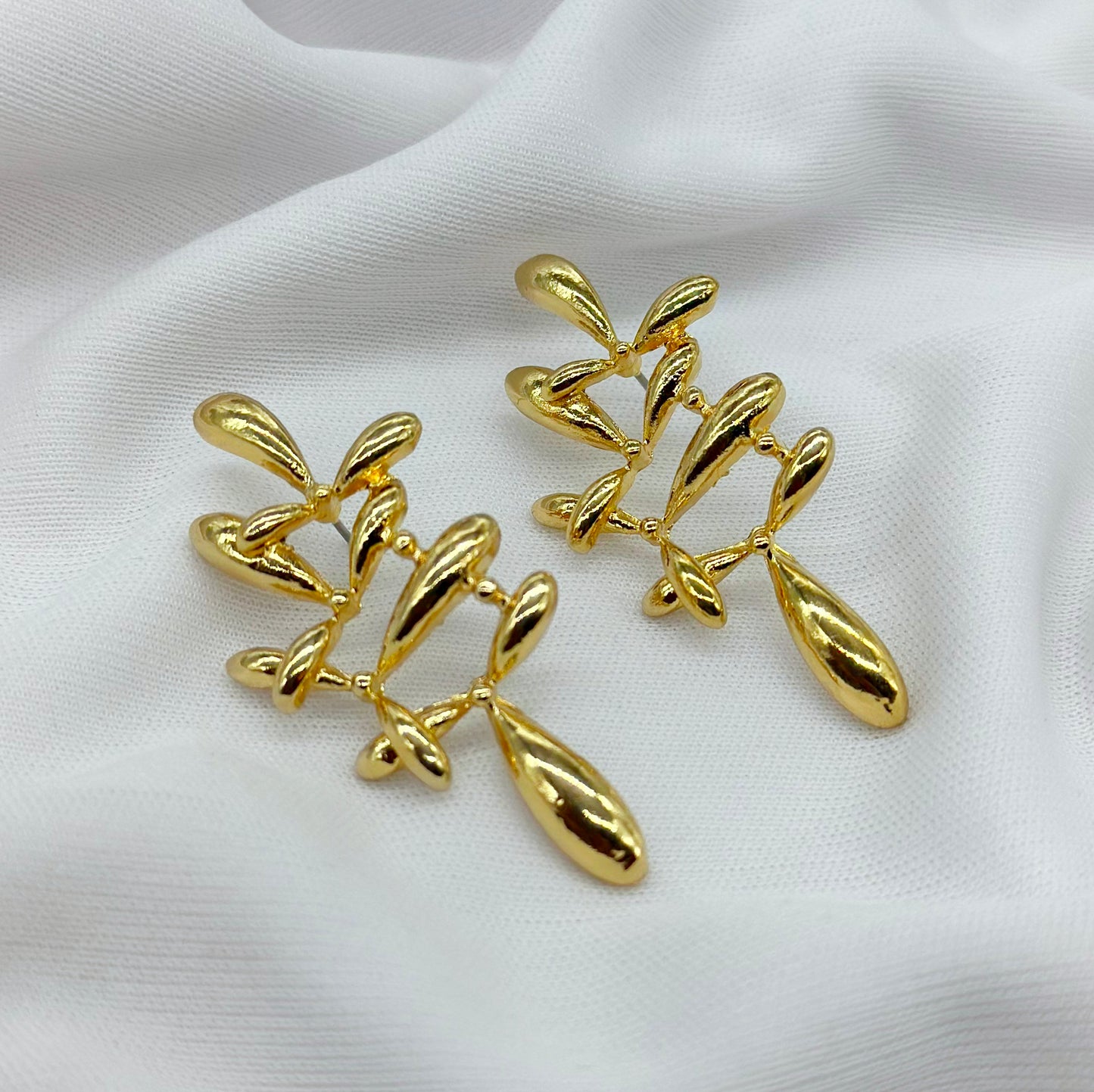 Floral golden earring /casual earring