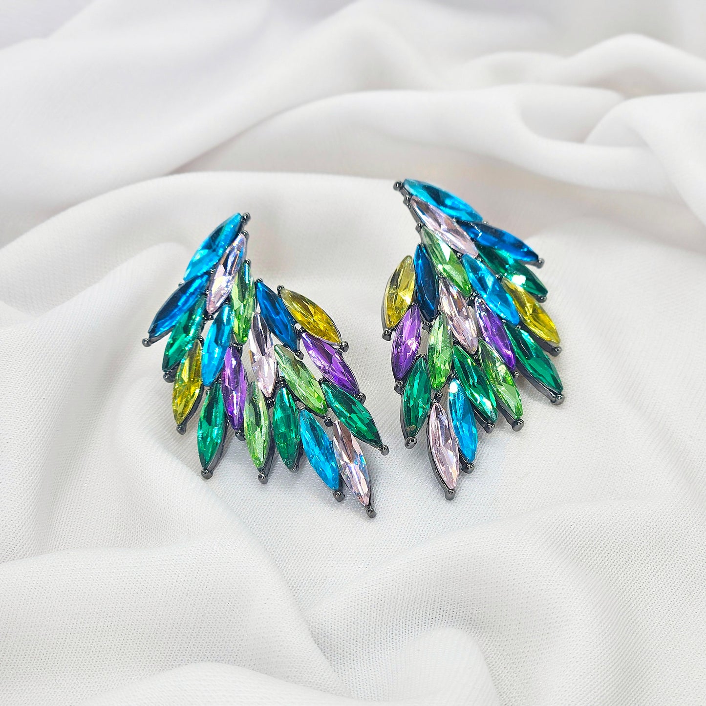 multicolor  feather glass earring/carnival collection