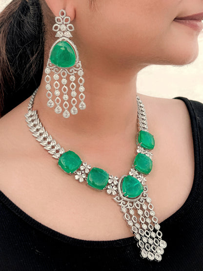 GREEN LUXURY STONE BEADED WITH SILVER HANGING NECKLACE SET