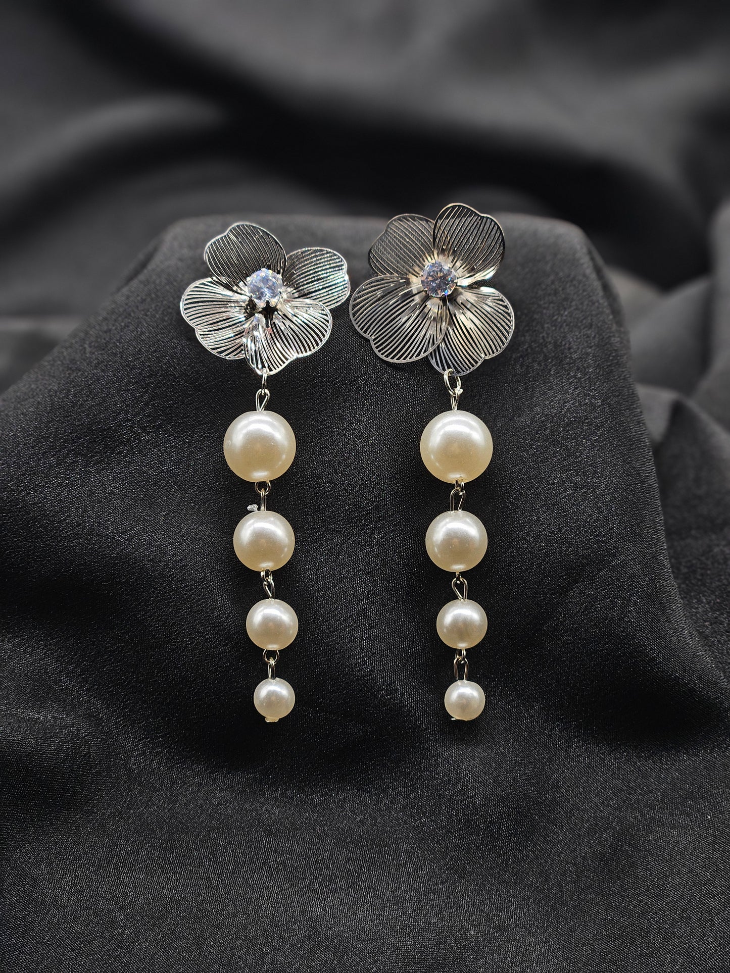 White Pearl Earring 11