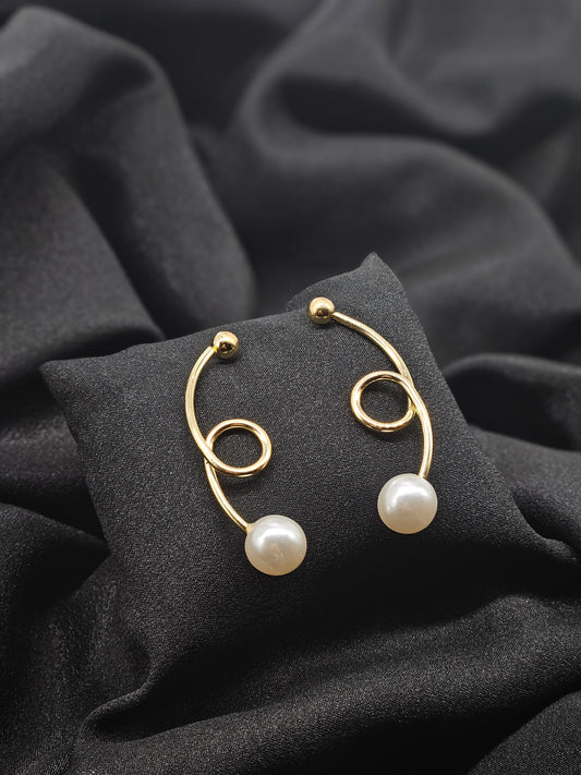 White Pearl Earring 14