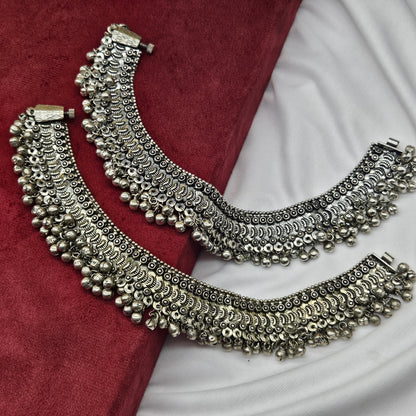 buy silver toned beautiful traditional jewellery for women and girls