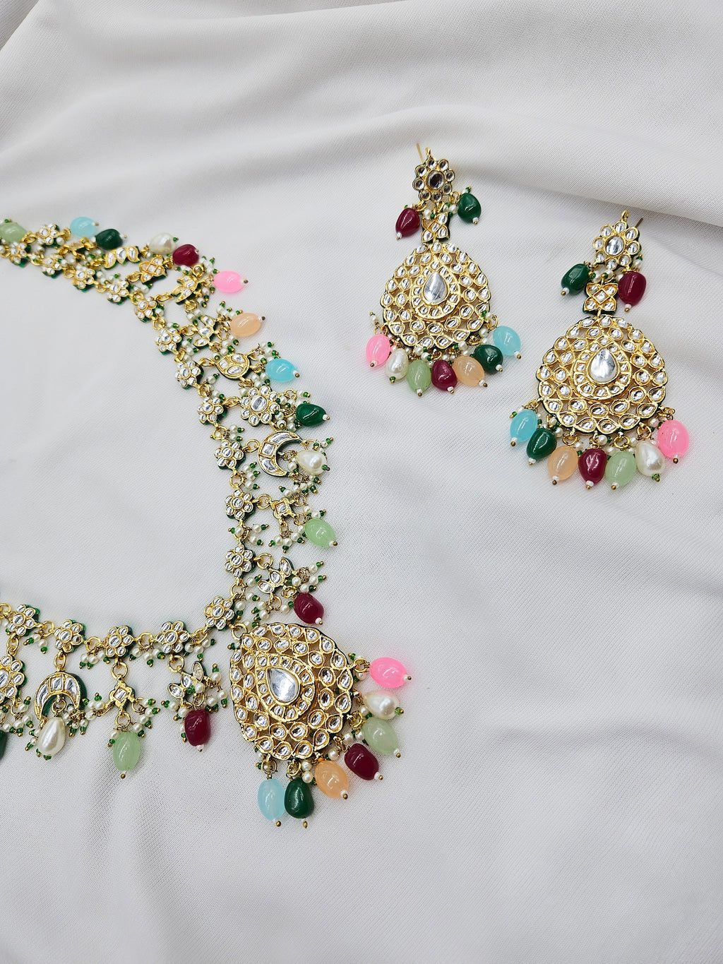 Orra Multicolor demifine Kundan Set