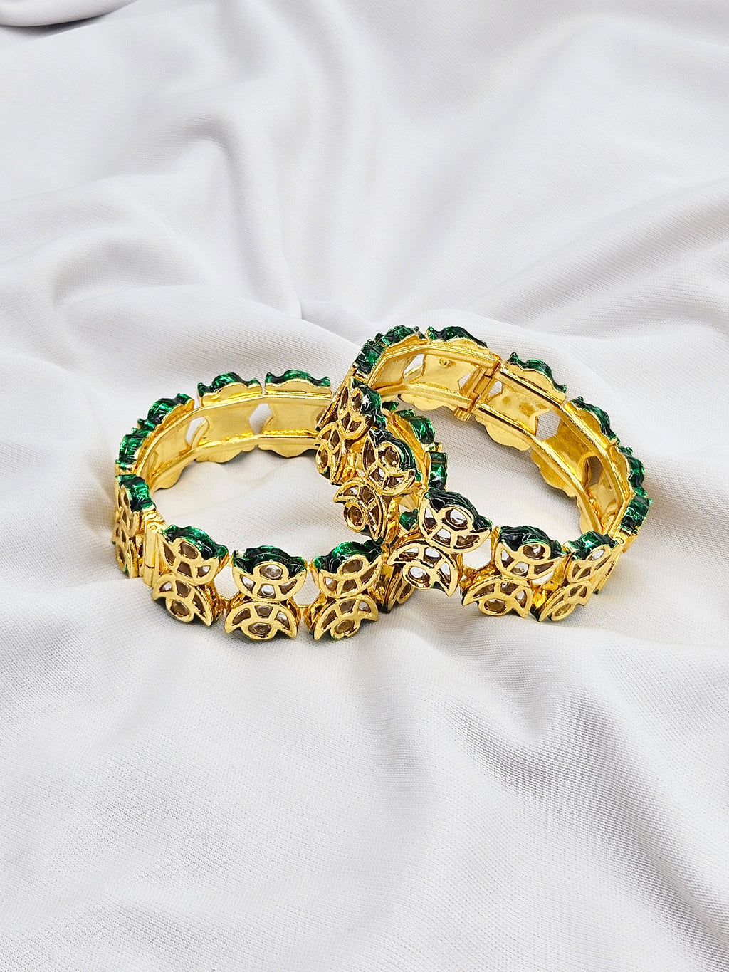 Indrani Demifine Kundan Openable Bangle