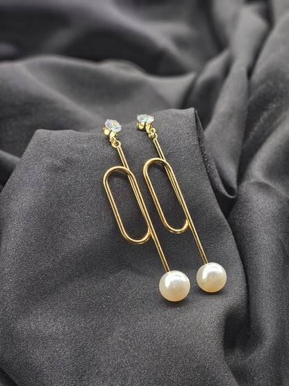 White Pearl Earring 3