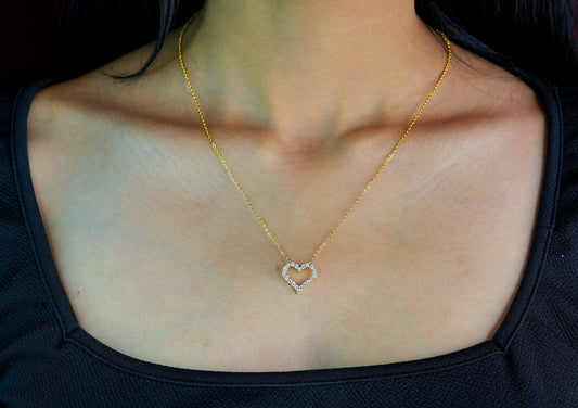 Heart Shaped Pendant Set / Arthave Collection