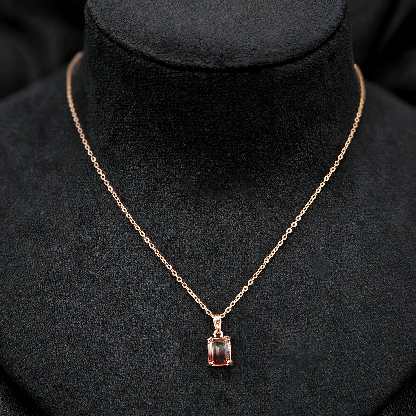 dual color uncut stone with chain Western Pendant Set