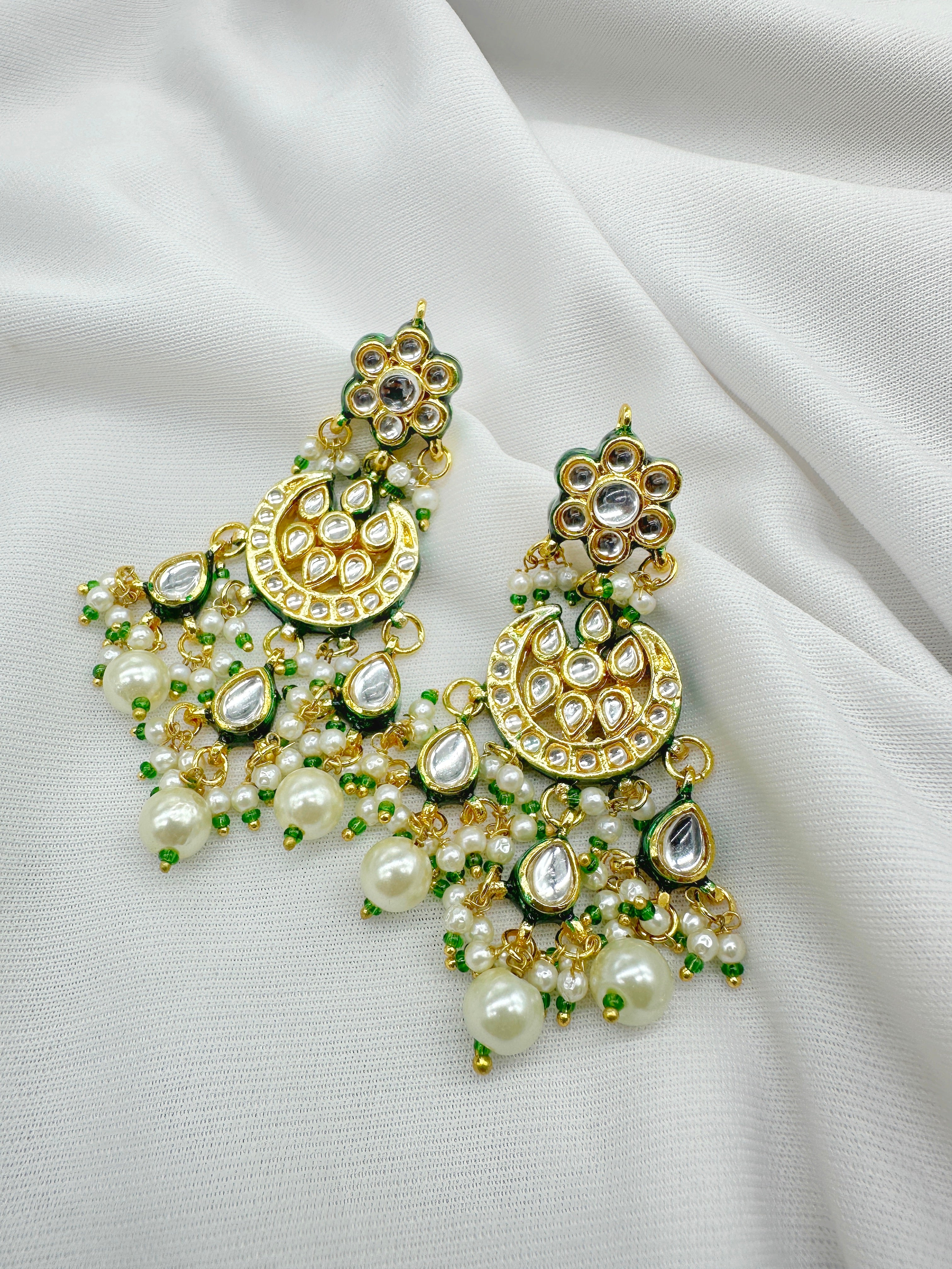 KAVIPUSHP DEMIFINE FESTIVE CHOKER SET 021