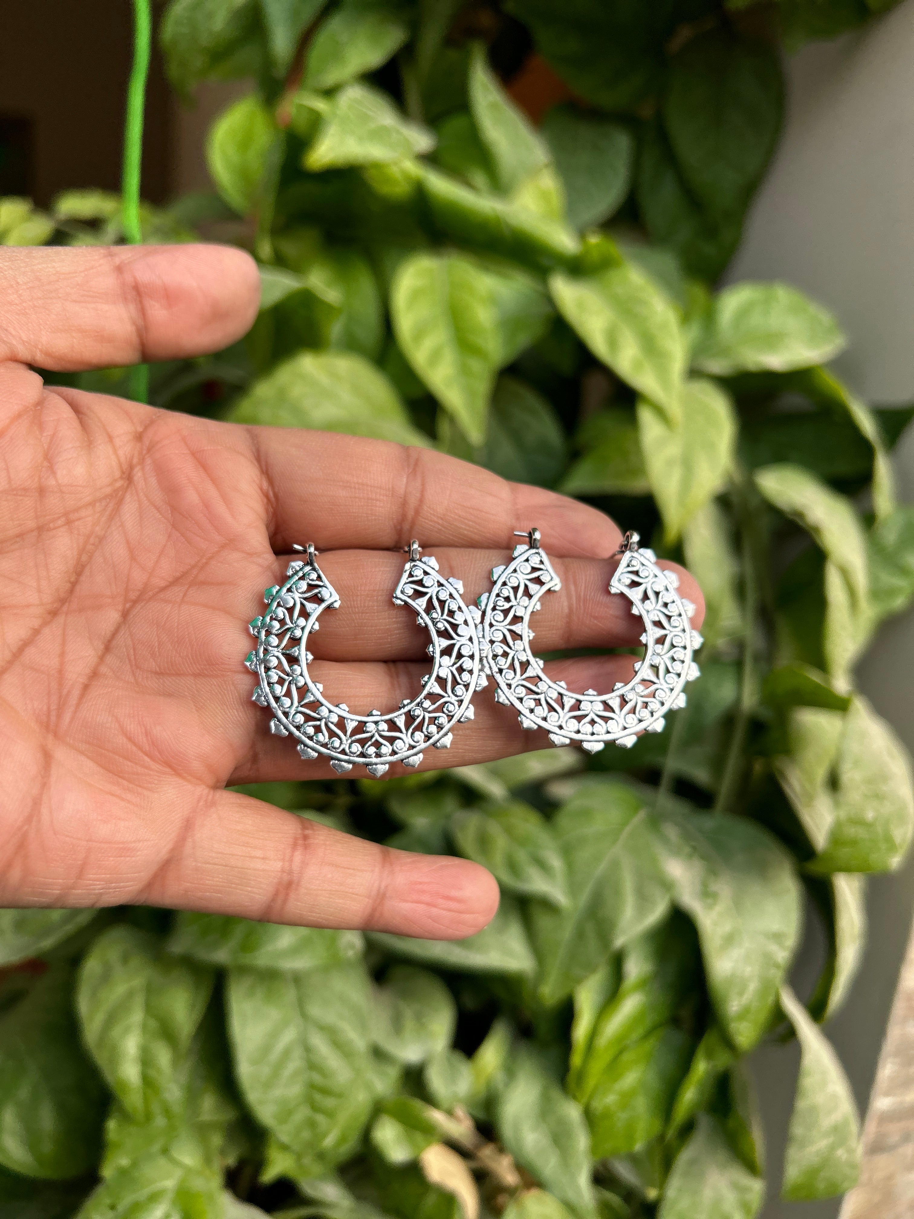 SILVER CHAKRA EARRING