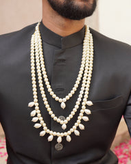 Groom Mala