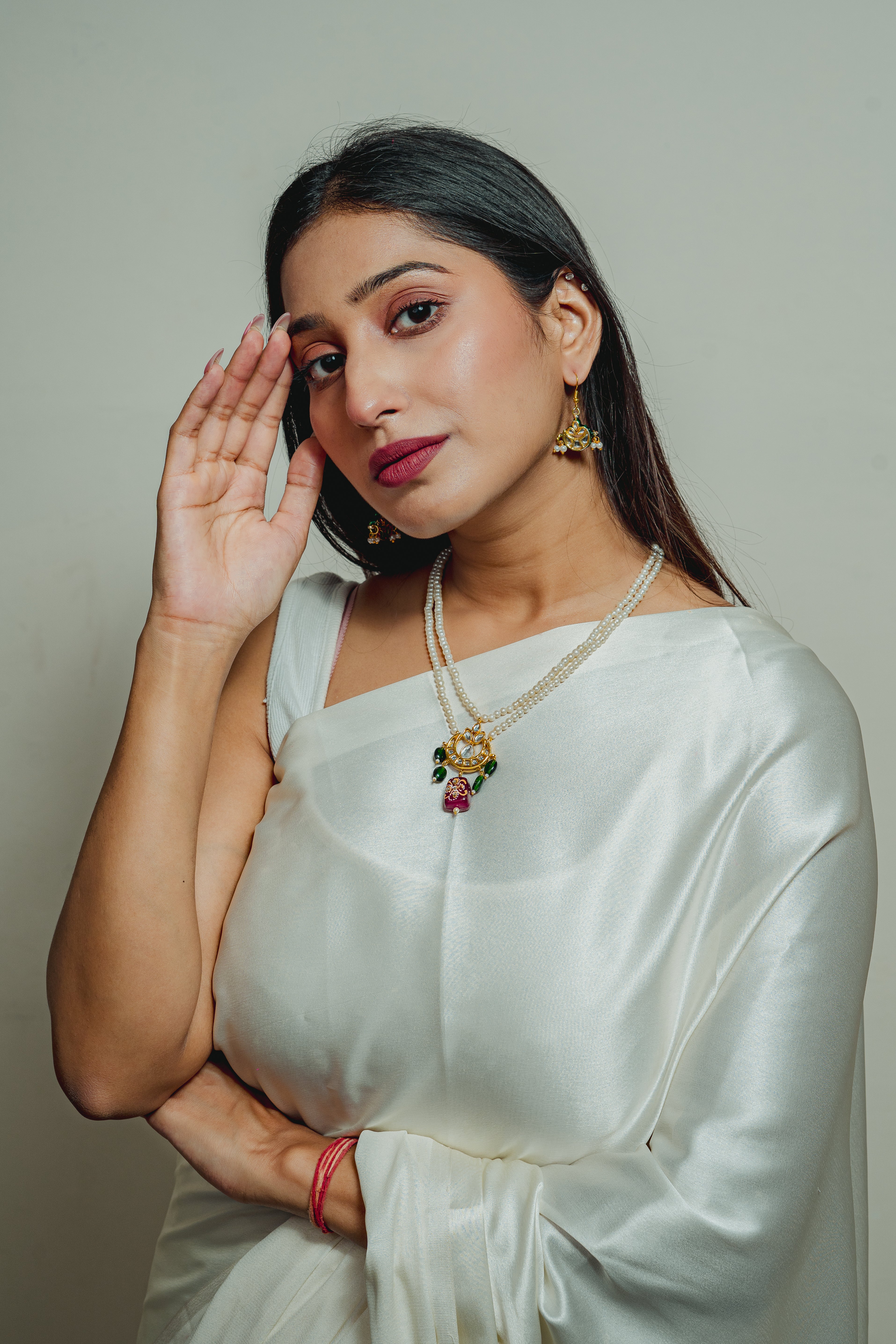 NAVYA 2 LAYER PENDENT SET