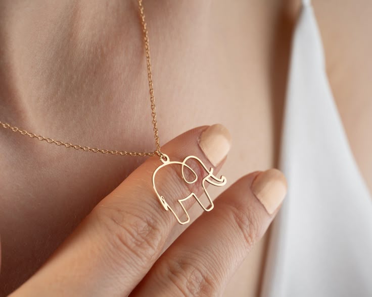 CUTE ELEPHANT PENDANT