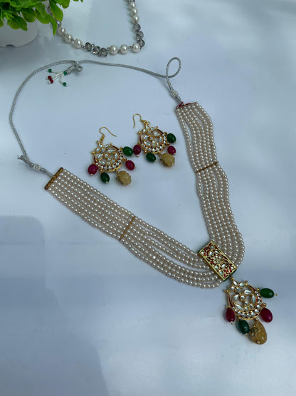 NAVYA ROYAL NECKLACE