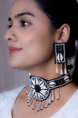 SOBER SHELL CHOKER Kavipushp 
